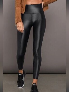Carbon38 Black Shiny High-Waist Leggings